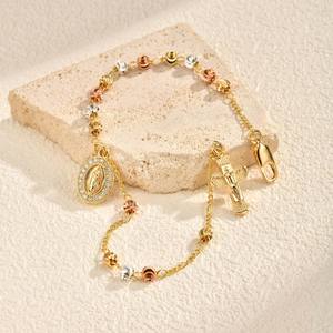 Bracciale in Ottone Placcato Oro all'Ingrosso con Croce, Scimitar e Ciondoli a Tre Colori per Donna - Product Image 5