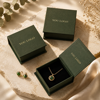 Boîte à bijoux à couvercle rabattable pour ranger les bagues et les boucles d'oreilles, emballage en carton rigide, emballage cadeau carré, papier écologique