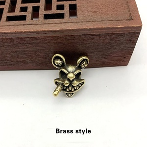 Colgante de calavera de rata fumadora con cuentas de latón, llavero de ratones de dibujos animados góticos, accesorio duradero para pulsera DIY, producto de fidget spinners - Product Image 3