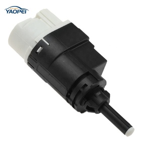 253206170R interrupteur de feu de freinage pour <span class=keywords><strong>Renault</strong></span> Clio Twingo Clio <span class=keywords><strong>Modus</strong></span> Vel satiné Espace Mk4 - Product Image 1