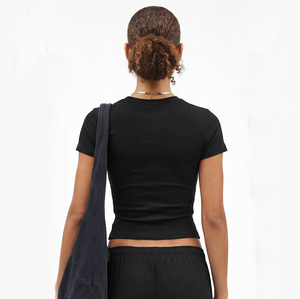 Camiseta Básica de Verano para Mujer, 200GSM, 90% Algodón, 10% Elastano, Corte Ajustado, Transpirable, Manga Corta, Personalizable con Logotipo, Producción en Pequeños Lotes - Product Image 5