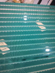 Vente en gros de <span class=keywords><strong>verre</strong></span> décoratif pour bâtiments, <span class=keywords><strong>à</strong></span> rainures, <span class=keywords><strong>à</strong></span> faible teneur en fer, rayé, sculpté et gravé - Product Image 2