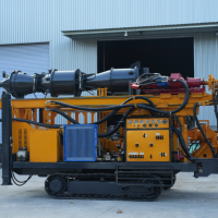 Machine de forage à circulation inversée (RC), comprenant un compresseur d'air, pour un forage rapide dans le cadre des études minières