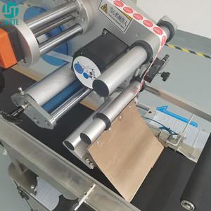 Machine d'étiquetage de rouleau d'applicateur d'étiquettes d'alimentation automatique pour étiquette volante en papier souple sac à fermeture éclair de café d'ordures seringue de sirop de flacon d'ampoule - Product Image 4