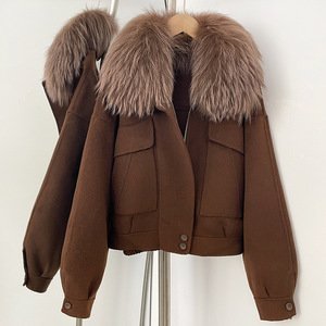 Cappotti Invernali in Lana alla Moda 2025, <span class=keywords><strong>Cappotto</strong></span> Corto Caldo da <span class=keywords><strong>Donna</strong></span> <span class=keywords><strong>con</strong></span> Grande Collo in <span class=keywords><strong>Pelliccia</strong></span> di Procione - Product Image 3