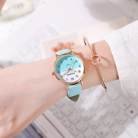 Montre Étudiante Style Coréen Élégante Mignonne Cadran Lumineux Tendance Polyvalente Boîtier en Alliage Quartz Bracelet Acrylique Cadran 43mm
