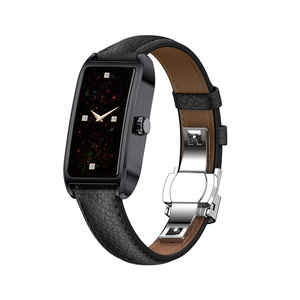 Montre connectée unisexe Stahub avec écran tactile AMOLED, étanche IP68, connectivité cellulaire, autonomie de 5 à 10 jours, bracelet en cuir - Product Image 4