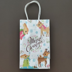 Bolsa de Papel Kraft Rosa de Lujo Personalizada, Hermoso Diseño de Logotipo, Estilo Clásico Ecológico para Regalos, Impresión Digital, Laminación - Product Image 4