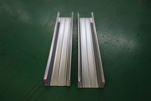 Máquina formadora de rollos de quilla de acero de alta velocidad <span class=keywords><strong>C</strong></span> Stud Maquinaria para hacer azulejos - Product Image 6