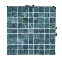 Mosaïque de marbre vert du Guatemala, durable, idéale pour les piscines et le revêtement des bassins paysagers