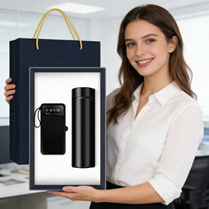 Business Gift Set Power Bank With Phone Stand Vacuum Flask Promotional Souvenirs Premium Corporate Thank You Gift Set for Guests