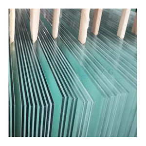 <span class=keywords><strong>Prix</strong></span> compétitif Verre à faible teneur en fer laminé SGP trempé de 12mm pour la décoration de bâtiments extérieurs par mètre carré Bâtiment de confiance - Product Image 4