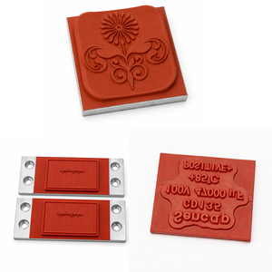 Moule de marquage à chaud en silicone résistant à la chaleur pour logo de produit en plastique - Product Image 4
