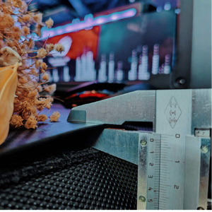 Kohlefaser-Mauspad Ultra dünn für Office-Spiele Smooth Glide Anti Fray Edge Rutsch feste, leichte, langlebige, kunden spezifische Designs - Product Image 5