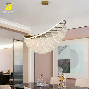 Lustre LED élégant en forme de <span class=keywords><strong>croissant</strong></span> de <span class=keywords><strong>lune</strong></span> - Suspension en tissu cascade pour escalier et atrium de loft - Product Image 2