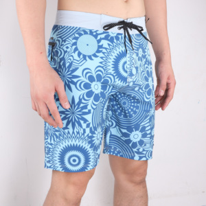 Shorts de Baño para Hombre, Azules con Estampado Floral, Secado Rápido, Cintura Media con Cordón Ajustable, Estilo Casual, Sublimados - Product Image 2