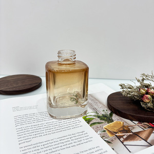 Diffusore di Fragranza <span class=keywords><strong>per</strong></span> la Casa 100ML in Elegante Bottiglia di Vetro, Profumo Personalizzato, Diffusore di Oli Essenziali con <span class=keywords><strong>Bastoncini</strong></span> in Rattan - Product Image 4