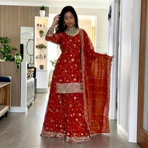 Ensemble Anarkali brodé rouge avec dupatta pour femme – Tenue traditionnelle indienne et pakistanaise pour mariage, longueur ras du sol, coupe classique - Product Image 1
