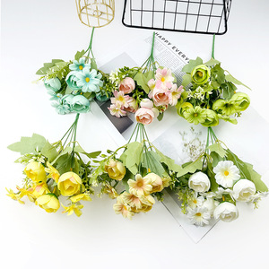 Ramo de flores artificiales de camelia de 26 cm, flores de seda para decoración del hogar, accesorios para fotografía de bodas - Product Image 1