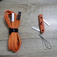 2 in 1 Tipe C ke Tipe C 240w Pengisi Daya Cepat Hitam/Oranye Silikon 1.5m Kabel Data Pipih untuk Ponsel Original