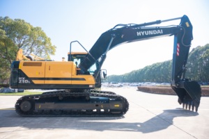 รถขุดตีนตะขาบขนาดกลาง HX210L 21 ตัน มาตรฐานยูโร 5 Tier 4F ระบบไฮดรอลิกประสิทธิภาพสูง - Product Image 3