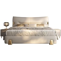 Lit de Luxe Moderne en Cuir Véritable Italien pour Chambre Parentale, Cadre de Lit Capitonnée King Size avec Garniture Dorée et Rangement