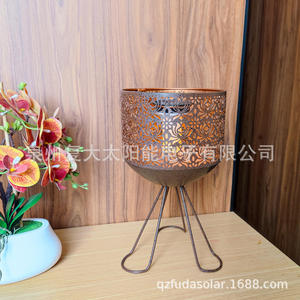 Lanterne solaire en fer avec lumière LED effet flamme, rechargeable, décoration de jardin extérieure - Product Image 3