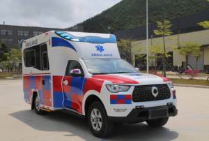 <span class=keywords><strong>YUZhou</strong></span> เกียร์ธรรมดา4x4ของใหม่ล่าสุดรถตรวจตราปฐมพยาบาลรถการปล่อยก๊าซยูโร5ความยาว3-8เมตรกำแพงอันยอดเยี่ยม - Product Image 2