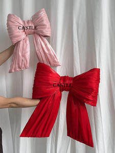 โบว์ผ้าทำมือสำหรับตกแต่งวันคริสต์มาสแบบสั่งทำโบว์ผูกโบว์ขนาดยักษ์สีแดงสีทองสำหรับจัดแสดงบนหน้าต่างร้านค้า O-BK001 - Product Image 4