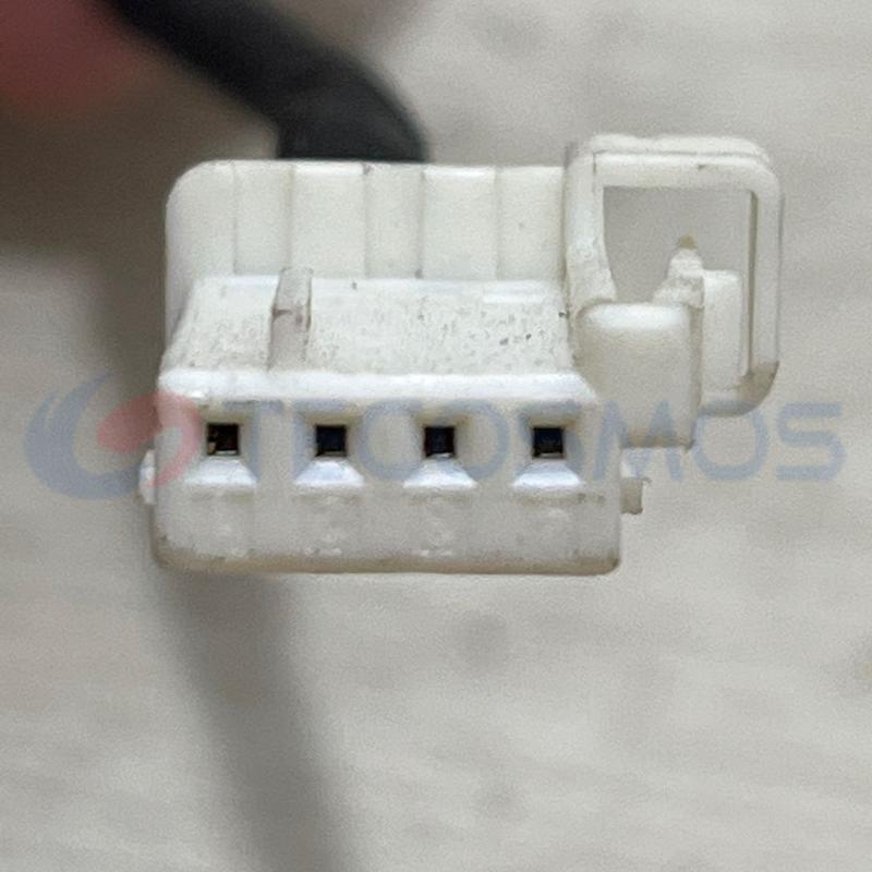 Car Connector For 4pin For Mercedes-Benz and For BMW plugs CT4-0100M-4
