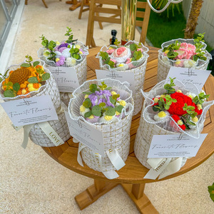Fiori Artificiali Decorativi in Tessuto, Girasoli all'Uncinetto Fatti a Mano, Bouquet <span class=keywords><strong>Colorato</strong></span>, Composizione Floreale, Regalo per San Valentino - Product Image 1