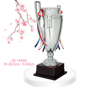 2025 monde grande taille Base en bois stéréo tasse oreille métal trophée plaqué argent trophée lettrage jeu Football basket-ball prix - Product Image 2