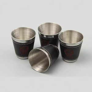 ถ้วยสแตนเลส 60 มล. พร้อมปลอกหนัง โลโก้ CCCP แก้วน้ำพกพา - Product Image 2