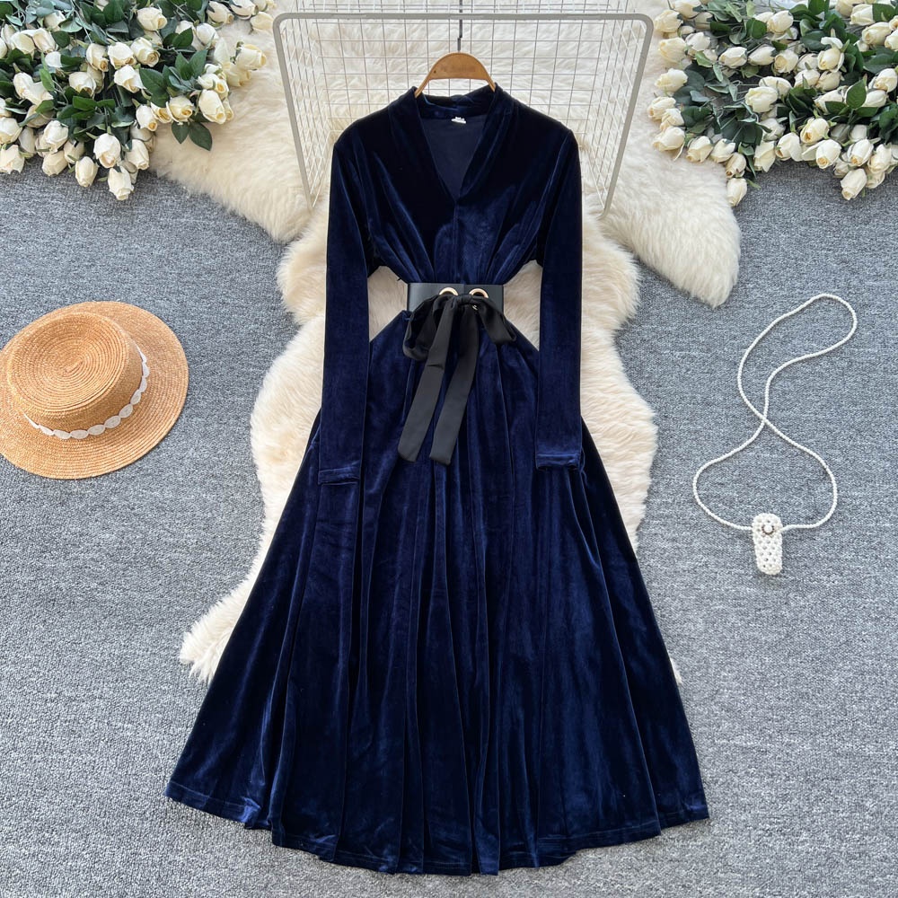 sachin and babi light blue dress The Best Velvet Dresses for a Luxe and Lustrous Wintertime Look