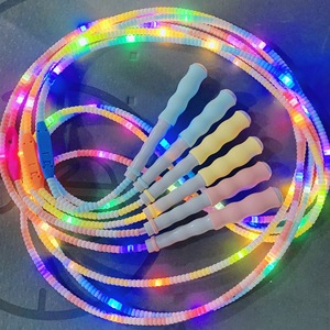Corda per Saltare Luminosa per Bambini 6-12 Anni, Consigliata dagli Insegnanti, con Luci Lampeggianti Colorate, Divertente e Versatile - Product Image 1