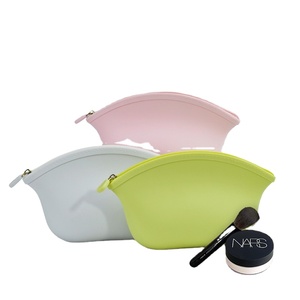Porte-monnaie étanche à fermeture éclair résistant à la compression, grande capacité, trousse de toilette moderne en silicone, rangement maquillage, faible MOQ - Product Image 1