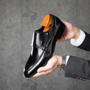 Zapatos italianos Brogue pintados a mano para hombre, mocasines informales con doble hebilla de <span class=keywords><strong>monje</strong></span>, zapatos de negocios de piel de vaca brillante - Product Image 2
