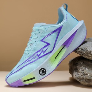 Chaussures de course populaires, légères et respirantes avec plaque en carbone – Vente directe d'usine et prix de gros abordables pour chaussures en mesh - Product Image 5