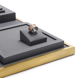 Shero Présentoir de comptoir design personnalisé Présentoir à bijoux Présentoir pour ensemble de bijoux - Product Image 2