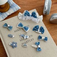Jepit Rambut Hewan Peliharaan Anti Selip dengan Hiasan Pita Berlian Imitasi dan Baja Anti Karat, Aksesoris Perawatan Lucu untuk Anjing Yorkshire Terrier dan Anjing Kecil