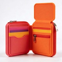 Porte-monnaie en silicone transparent à motif dessin animé OEM, porte-clés, mini sac de rangement à 4 compartiments, porte-cartes de crédit portable pour