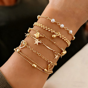 Ensemble de bracelets créatifs avec pendentif étoile et cœur pour femmes, bracelet <span class=keywords><strong>à</strong></span> perles géométriques tendance, bijoux de fête - Product Image 1