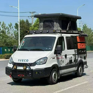Autocaravana IVEKO 4x2 para Exteriores, 170hp Diésel, Volante a la Izquierda, Batería de 800Ah, Muebles, Aire Acondicionado, Cocina y Refrigerador, Sofá - Product Image 1
