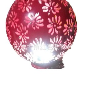 Lámpara de Jardín LED de Acero Inoxidable con Forma de Bola, Iluminación Decorativa para Exteriores con Diseño Floral - Product Image 1