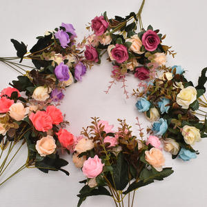 Ramo de 12 rosas de estilo europeo en colores otoñales, flores artificiales de seda. - Product Image 3