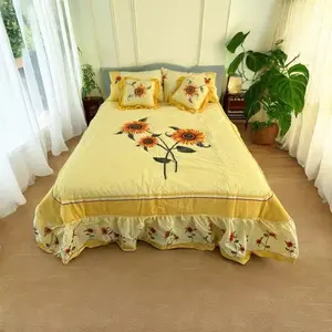 Edredón Doble con Diseño de Girasoles, Tamaño Matrimonial, Bordado Clásico, Ropa de Cama para el Hogar, Uso en Todas las Estaciones - Product Image 4
