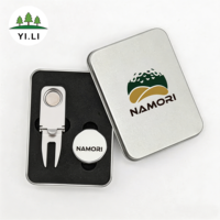Outil de réparation de divots de golf avec logo personnalisé et marqueur de balle magnétique, accessoires de golf en alliage de zinc avec boîte en étain pour cadeaux de golf pour hommes