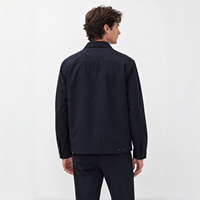 Veste pour homme coupe décontractée, boutonnée, avec col rabattable, poche poitrine à rabat et poches latérales, style utilitaire