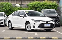 Toyota Corolla d'occasion, modèle 2016/2018/2024, intérieur en cuir, éclairage LED, faible kilométrage en stock