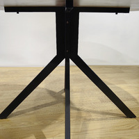 Table à thé compacte avec chaises à dossier confortable – Mobilier moderne et simple pour la maison, les fêtes, les repas quotidiens et les loisirs – Vente en gros